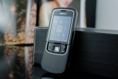 Nokia 8600 Luna- Ánh Trăng Huyền Thoại