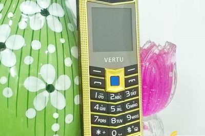 Điện thoại Vertu Ferrari V5