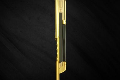 Vertu Signature K9 Nắp Trượt – Vàng Đen
