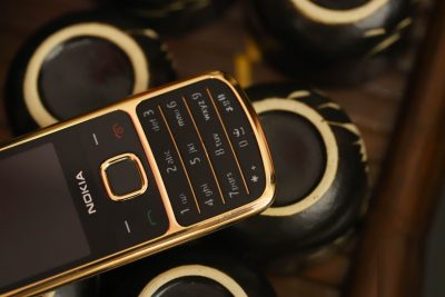 Nokia 6700 Rose Gold Vàng Hồng