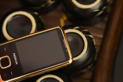 Nokia 6700 Rose Gold Vàng Hồng