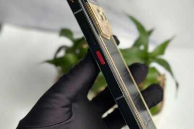 Vertu Meta 2 Diamond gold Lưng bọc da cá đính kim