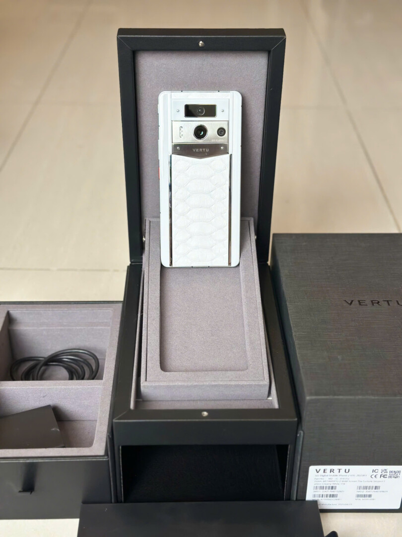 Z7402568993243 5a44d6bf97a95d4e8f44332ba82bfd0a