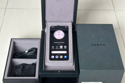 METAVERTU 2 lưng cá sấu xanh viền gold đính kim