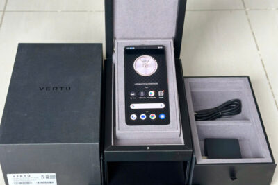 METAVERTU 2 Lưng Hoa Văn phiên bản VIP cá nhân Hóa fullbox mới 99%