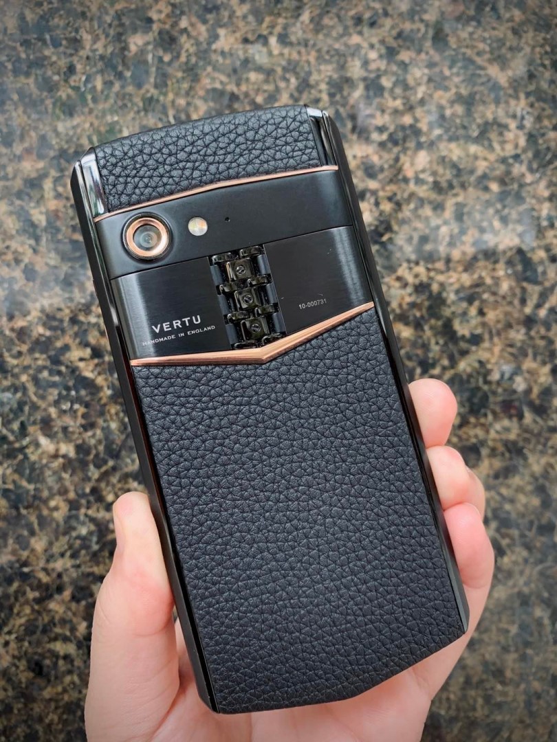 Vertu Aster P Mix Gold (4)