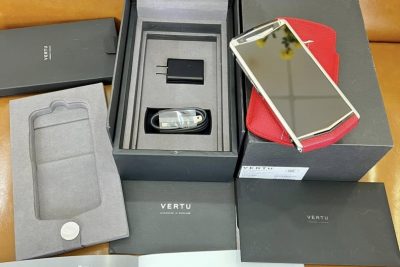 Điện thoại Vertu Aster P Red like new 99%