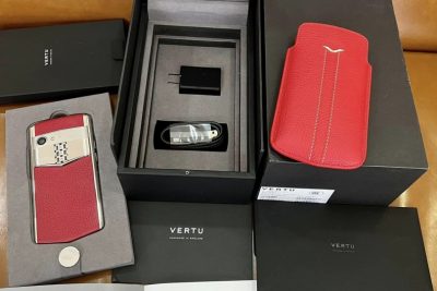 Điện thoại Vertu Aster P Red like new 99%