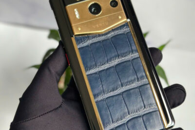 Điện thoại METAVERTU 2 Da cá sấu xanh viền Gold fullbox đẹp 99%
