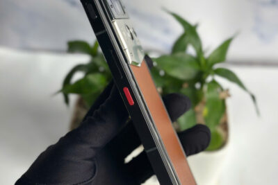 Điện thoại METAVERTU 2 Generation da bê nâu 99%