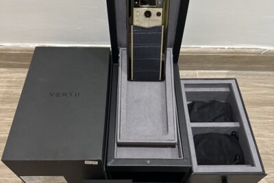 Điện Thoại Vertu Meta 2 Diamonds Gold 18k Đẹp 99%