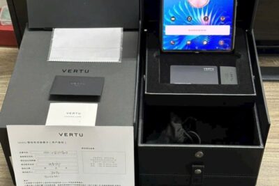 Điện Thoại Vertu Ayxta 5g Fold 3 Lưng Bọc Da Cá Sấu