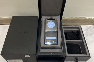 Điện Thoại Vertu Meta 1 Web 3.0 Bản Đặc Biệt Lưng Clous Máy Bọc Da Cá Sấu 99%