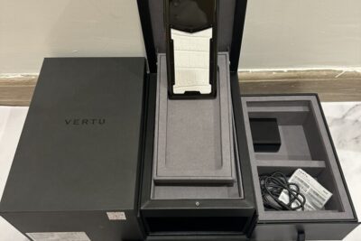 Điện Thoại Vertu Meta 1 Web 3.0 Lưng Bọc Da Cá Sấu Đẹp 99%