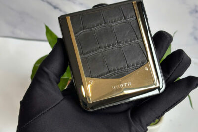 Điện Thoại Vertu Iron Flip Da Cá Sấu Viền Gold 99%