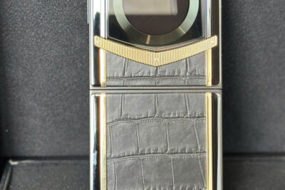 Điện Thoại Vertu Iron Flip Da Cá Sấu Viền Gold 99%