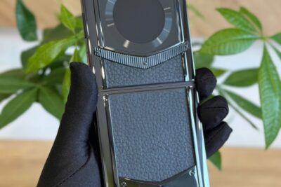 Điện Thoại Vertu Iron Flip Jade Black Máy Đẹp 99%