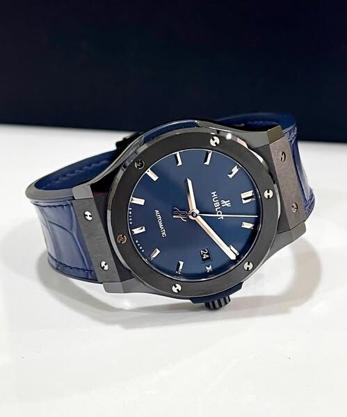 Đồng Hồ Hublot Classic Fusion Ceramic Blue 2