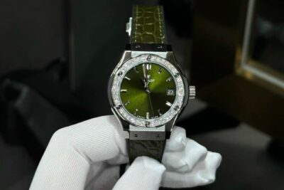 Đồng Hồ Hublot Classic Fusion Green Benzel Custom Diamonds 33mm
