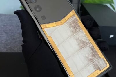 Vertu Meta1 Viền Gold – Da Cá Sấu Bạch Tạng