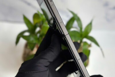 Điện Thoại Vertu Ironflip Carbon Đường Đua – Đẹp 99% Fullbox