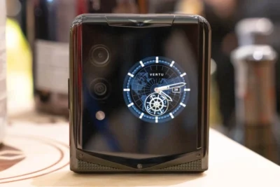 Các mẫu Vertu cảm ứng gập – Biểu tượng công nghệ xa xỉ thời đại mới