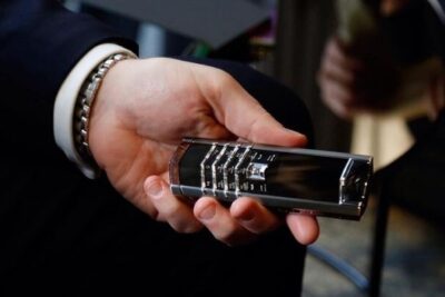 Điện thoại Vertu cổ – Biểu tượng đẳng cấp và giá trị vượt thời gian