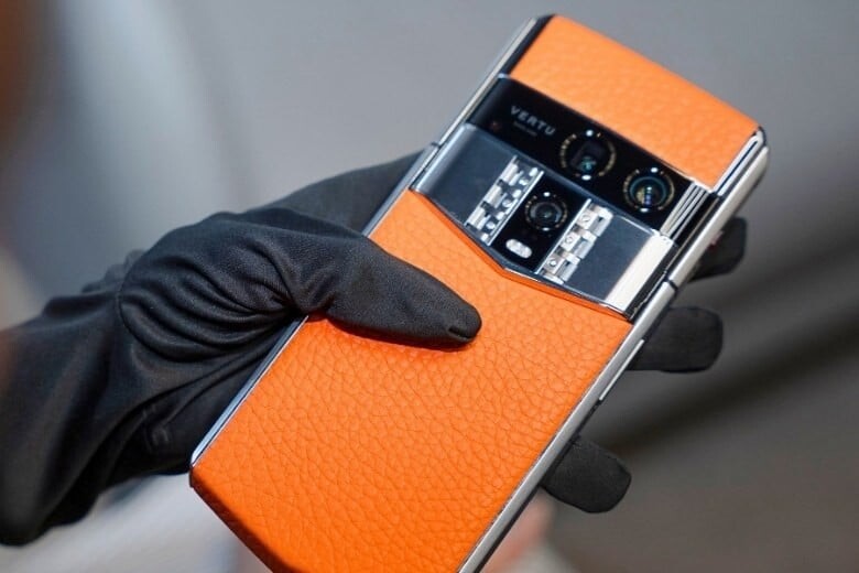 Vertu Agent Q Vertu Vietnam Thiet Ket B9fc0a7fa2aa498c981299c3fe11a13e 5 2