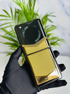 Vertu Iron Flip Gold Carbon Gold 99% Fullbox Trùng IMEI – Điện thoại gập siêu sang với thiết kế Carbon đẳng cấp