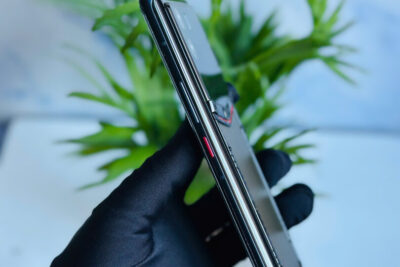 Vertu Meta 1 Carbon 99% – Smartphone Web3 Cao Cấp Dành Cho Doanh Nhân