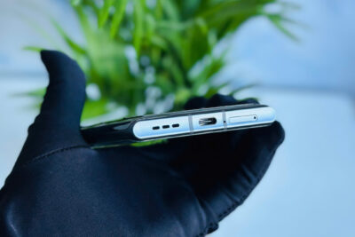 Vertu Meta 1 Carbon 99% – Smartphone Web3 Cao Cấp Dành Cho Doanh Nhân
