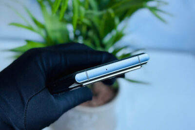 Vertu Meta 1 Carbon 99% – Smartphone Web3 Cao Cấp Dành Cho Doanh Nhân