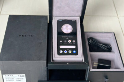 Vertu Meta 2 Alligator Himalaya 99% Fullbox – Siêu phẩm Web3 đẳng cấp với da cá sấu Himalaya quý hiếm
